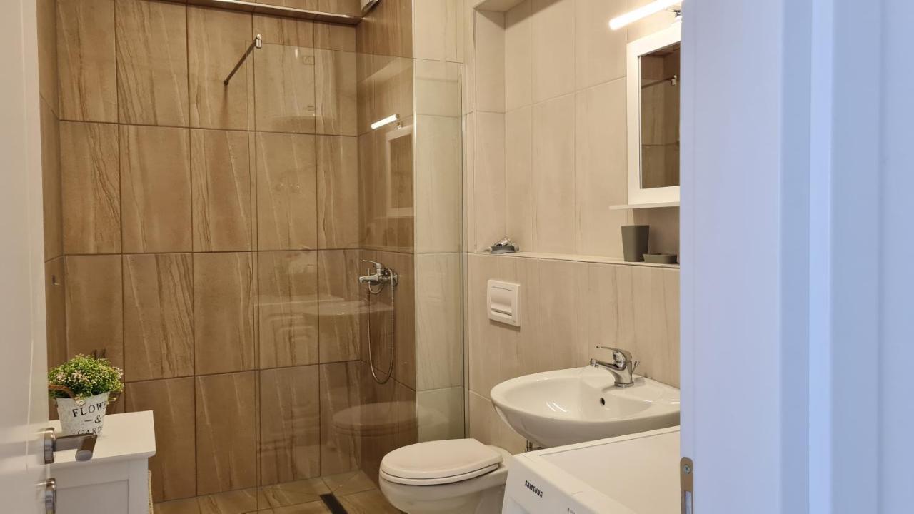 Vista View Comfort Саранда Экстерьер фото
